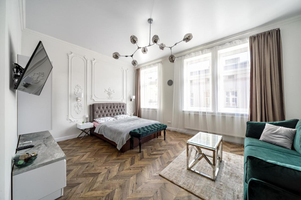 Green Apartment Lviv Exterior photo