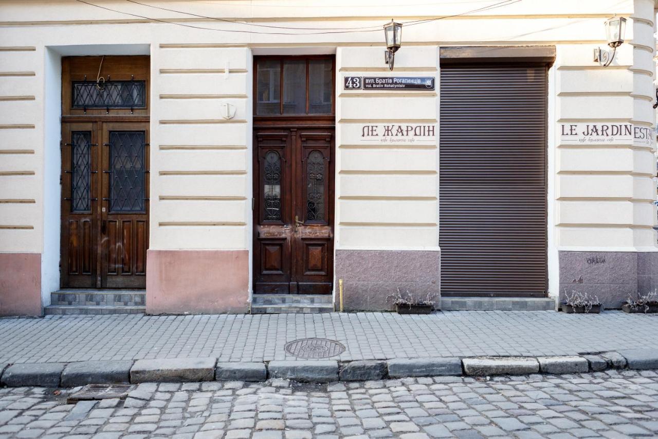 Green Apartment Lviv Exterior photo