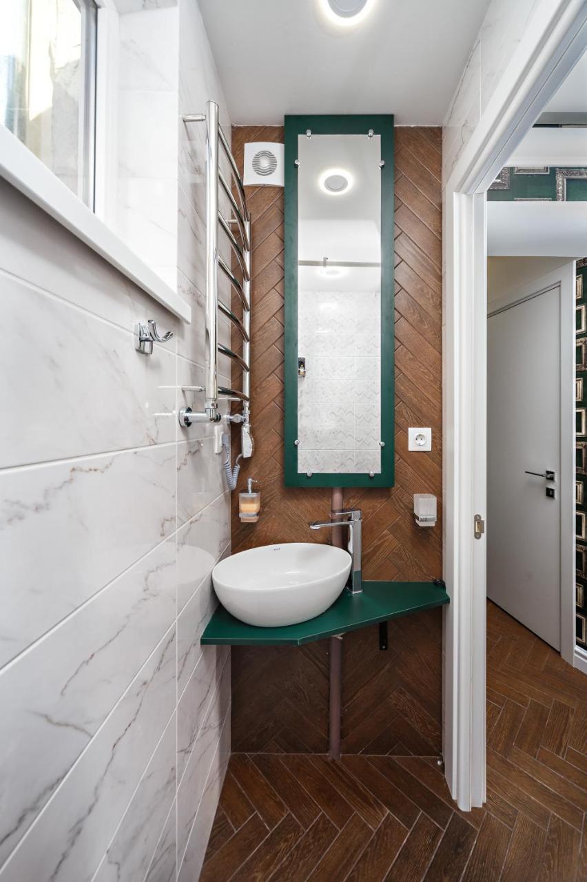 Green Apartment Lviv Exterior photo